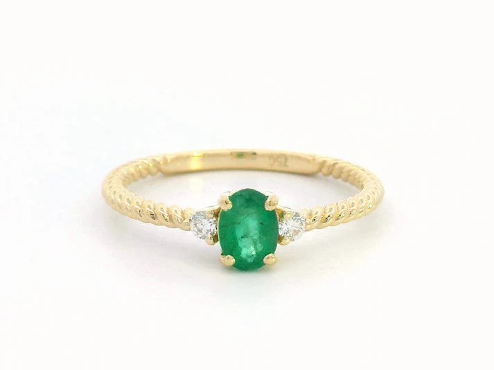 18K Gold Twisted Band Emerald & Diamond Ring – Stackable Birthstone & Engagement Jewelry